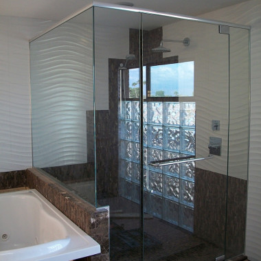 Chaparral-Suites-Luxury-Shower-Enclosure